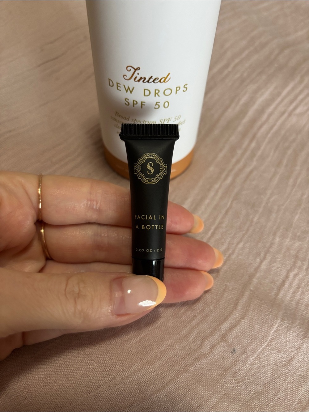 Sorella Apothecary tinted dew drops 50SPF - Picture 7 of 7